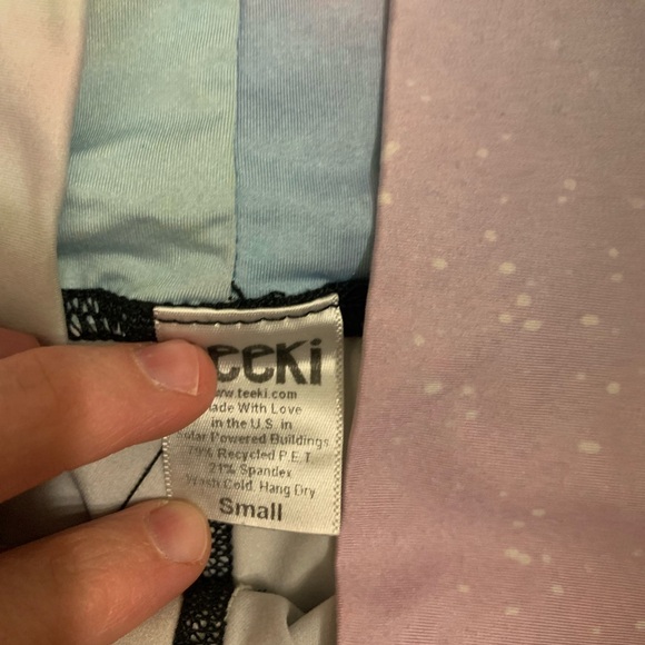 Northern lights Teeki hot shorts 🪄🌟 - Picture 2 of 3